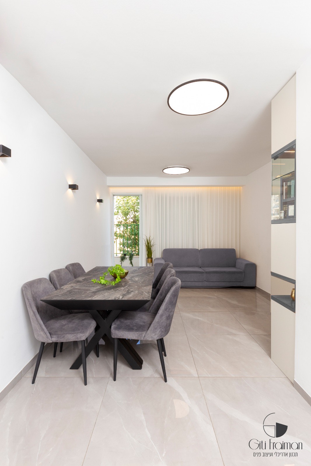 8f3028b1-eecd-43ce-b409-5432c4e5f7a0